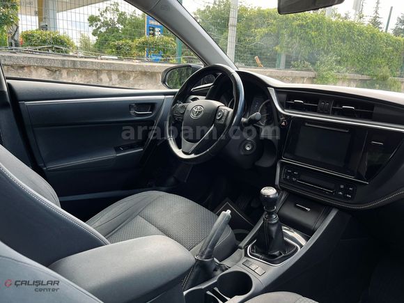 ÇALIŞLAR CENTER-2018-COROLLA-186km- DİZEL-TOUCH-DEĞİŞENSİZ