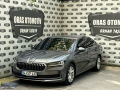 ORAS'DAN 2024 MODEL SKODA SUPERB 1.5 TSİ HYBRİD PREMİUM BOYASIZZ