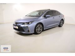 Toyota Corolla 1.5-125HP-2023-Kredi Kartına 12 Ay Taksit İmkanı