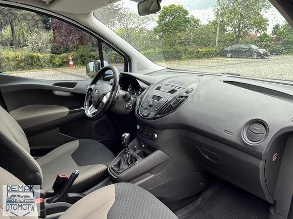DEMAK OTOMOTİV'DEN-2020-FORD-TOURNEO-COURIER-1.5-DÜŞÜK-KM-100HP