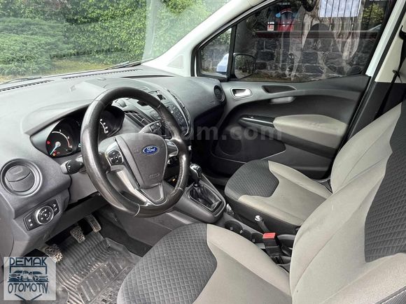 DEMAK OTOMOTİV'DEN-2020-FORD-TOURNEO-COURIER-1.5-DÜŞÜK-KM-100HP