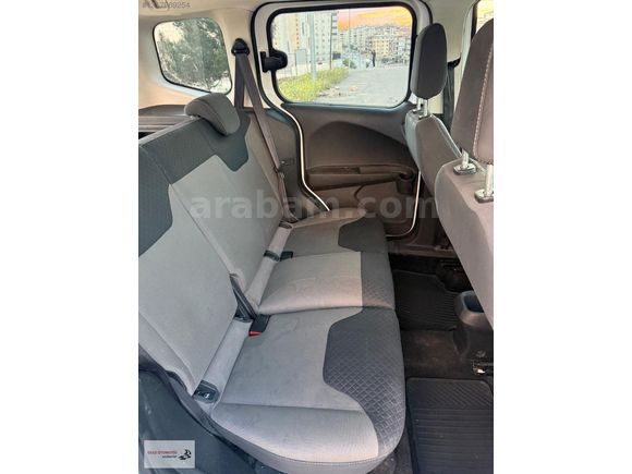 2022 MODEL FORD TOURNEO COURİER 100 HP COK TEMİZ