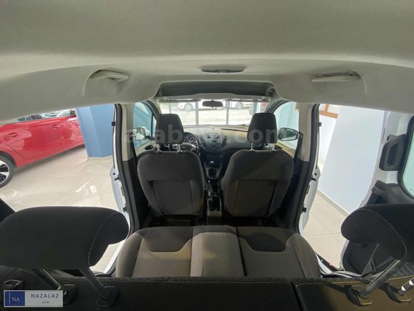 NazAlaz Auto - 2023 COURIER DELUXE 1.5 TDCI - 100HP