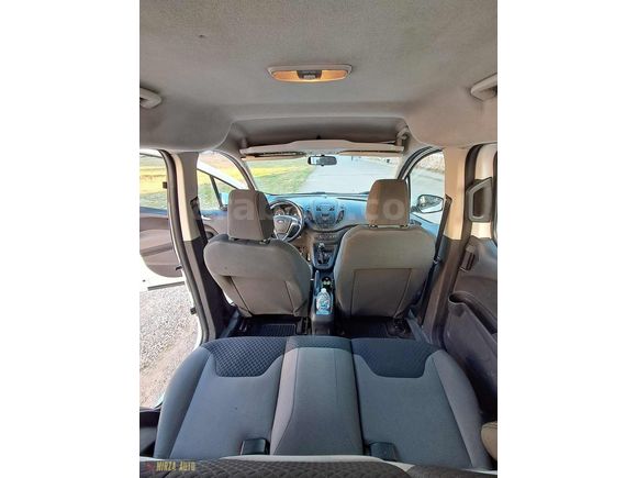 Ford Tourneo Courier