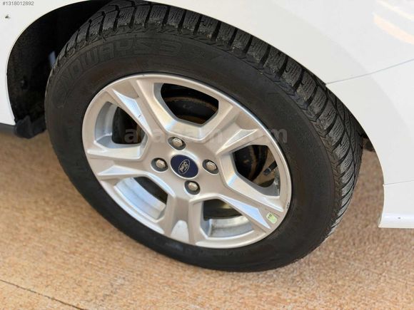 2022 MODEL FORD COURİER 1.5 TDCİ DELUX