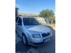 Sahibinden Skoda Fabia 1.2 Classic 2004 Model  367.000 km Gri (Gümüş)