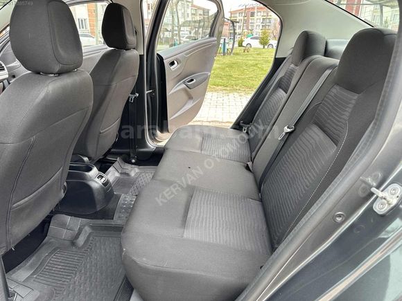 2014 HATASIZ DEĞIŞENSIZ 204 BİN KM PEJO 301 1.6 HDI ACTİVE