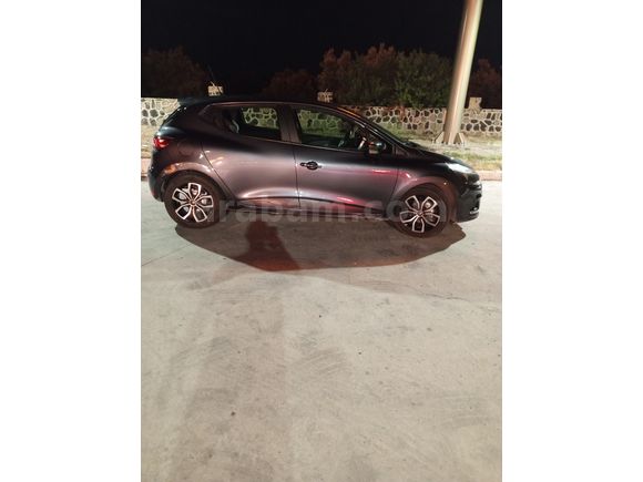 Sahibinden Renault Clio 0.9 TCe Joy 2020 Model 