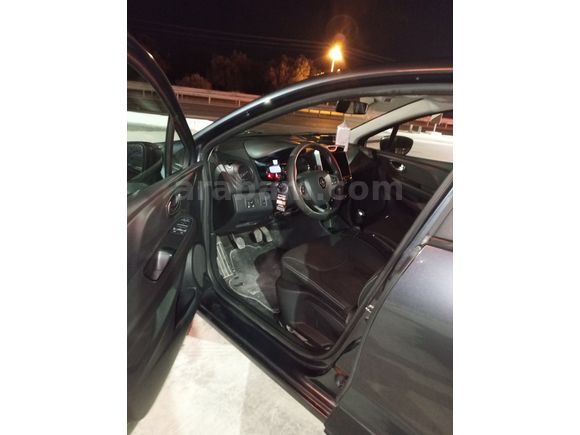 Sahibinden Renault Clio 0.9 TCe Joy 2020 Model 