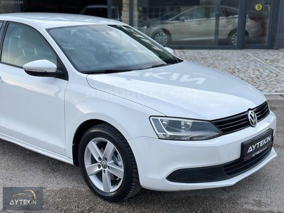 AYTEKİN'DEN__HATASIZ_İÇİ BEJ_2012__JETTA__102'BİN KM_