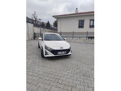 Sahibinden Hyundai i20 1.0 T-GDI Jump 2025 Model Sakarya 30.000 km Beyaz