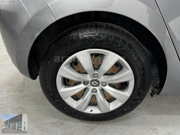 HEDEF RENAULT'DAN 0,99 KREDİ 2022 CLİO JOY XTRONİC %20