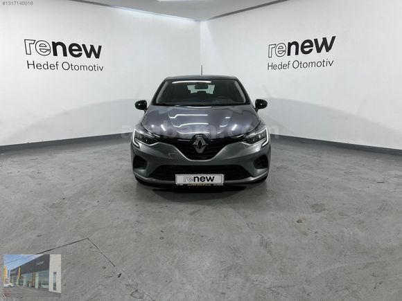 HEDEF RENAULT'DAN 0,99 KREDİ 2022 CLİO JOY XTRONİC %20