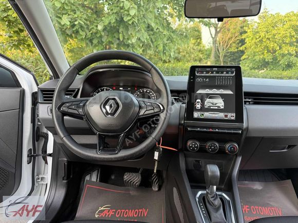 2022 MODEL CLİO 1.0 OTOMATİK 40 BİN KM TESLA EKRANLI