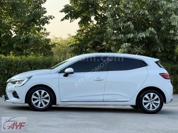 2022 MODEL CLİO 1.0 OTOMATİK 40 BİN KM TESLA EKRANLI