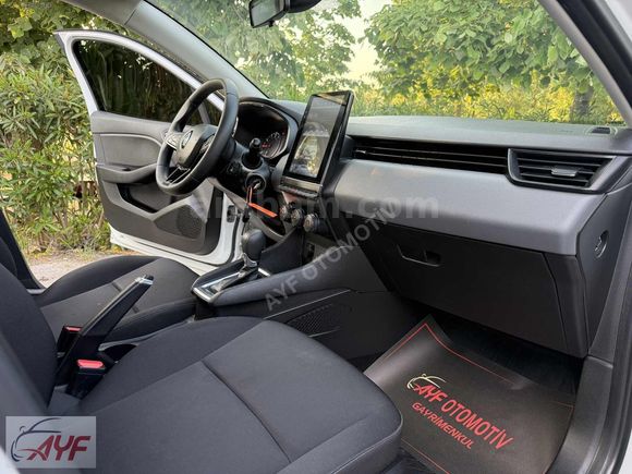 2022 MODEL CLİO 1.0 OTOMATİK 40 BİN KM TESLA EKRANLI