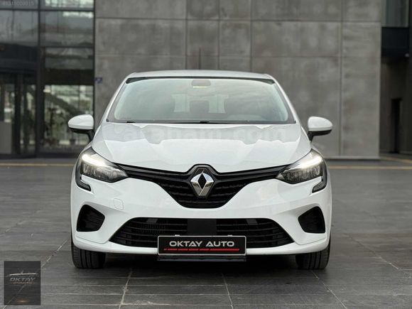 OKTAY OTOMOTİVDEN 2022 CLİO BOYASIZ 85 BİN KM DE OTOMATİK