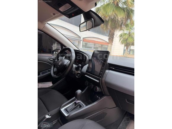 HATASIZ BOYASIZ 9 BİN KM TESLA EKRAN OTOMATİK CLİO