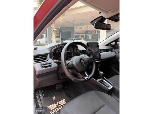 HATASIZ BOYASIZ 9 BİN KM TESLA EKRAN OTOMATİK CLİO