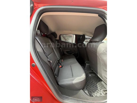 HATASIZ BOYASIZ 9 BİN KM TESLA EKRAN OTOMATİK CLİO