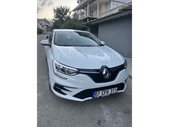 Sahibinden Renault Megane 1.3 tce  Touch 2025 Model 
