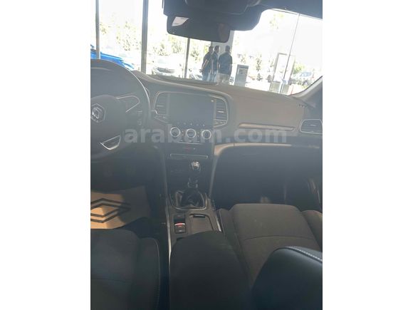 Sahibinden Renault Megane 1.3 tce  Touch 2025 Model 