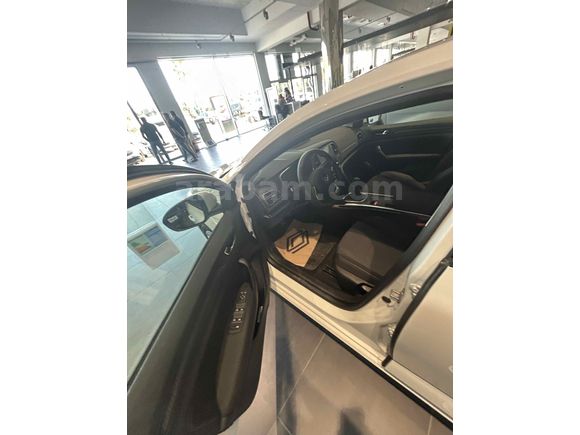 Sahibinden Renault Megane 1.3 tce  Touch 2025 Model 