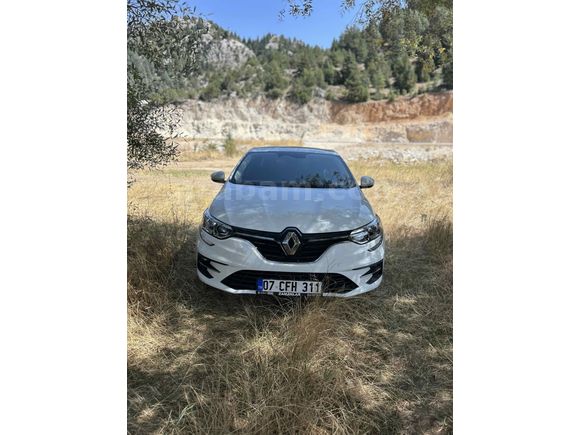 Sahibinden Renault Megane 1.3 tce  Touch 2025 Model 