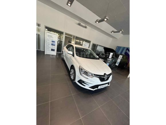 Sahibinden Renault Megane 1.3 tce  Touch 2025 Model 