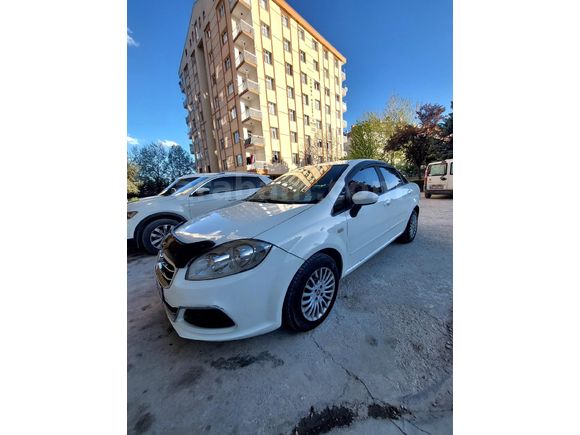 Aradığım aracı bulduğum için ACİL SATILIK Fiat Linea 1.3 Multijet Active Plus 2012 Model