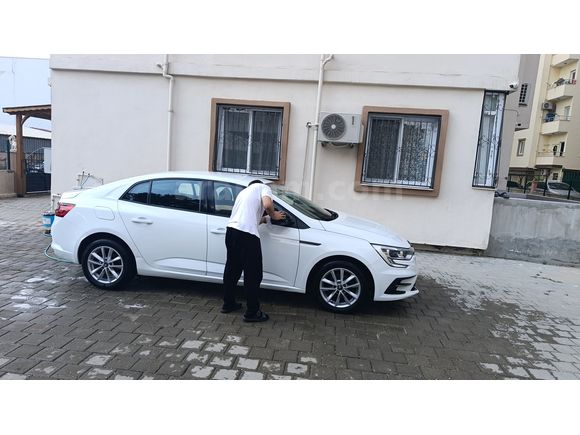 Sahibinden Renault Megane 1.5 Blue DCI Joy 2021 Model 