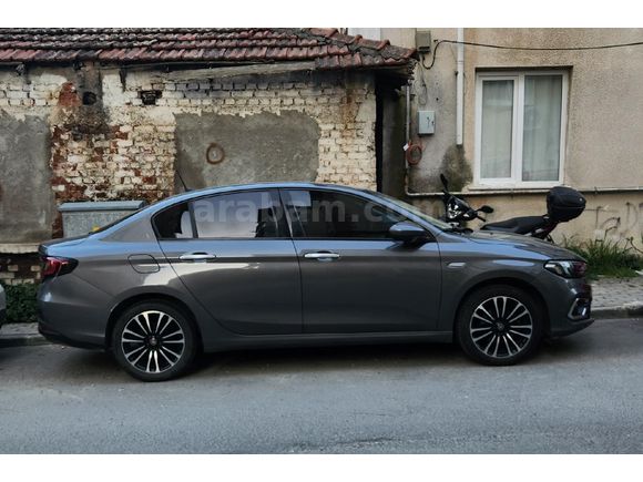 Sahibinden Fiat Egea 1.4 Fire Lounge 2021 Model  82.500 km Gri (metalik)