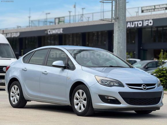 AUTO İFÖ'DEN 2017 ASTRA OTOMATİK HATASIZ DÜŞÜK KM