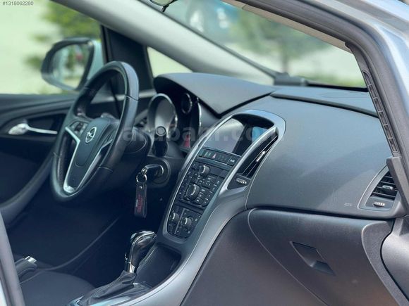 AUTO İFÖ'DEN 2017 ASTRA OTOMATİK HATASIZ DÜŞÜK KM