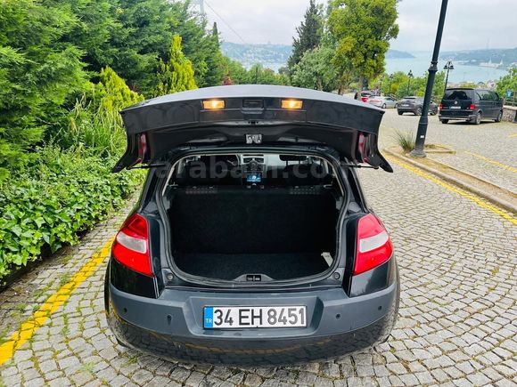MEGANE 2 ORJİNAL BAKIMLARI TAM MULTİMEDYA EKRANLI
