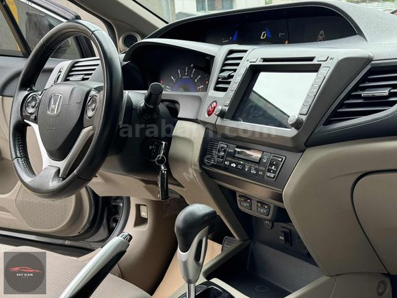 HATASIZ 2013 HONDA CIVIC ECO ELEGANCE DEĞİŞENSİZ PARÇA BOYALI