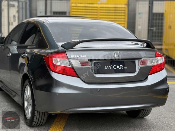 HATASIZ 2013 HONDA CIVIC ECO ELEGANCE DEĞİŞENSİZ PARÇA BOYALI