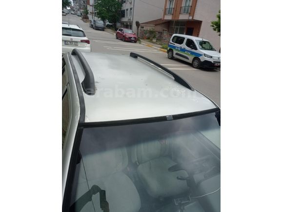 Sahibinden Kia Pride 1.3 DLX 2000 Model TAKAS OLUR, yeni muayeneli