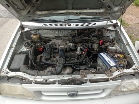 Sahibinden Kia Pride 1.3 DLX 2000 Model TAKAS OLUR, yeni muayeneli