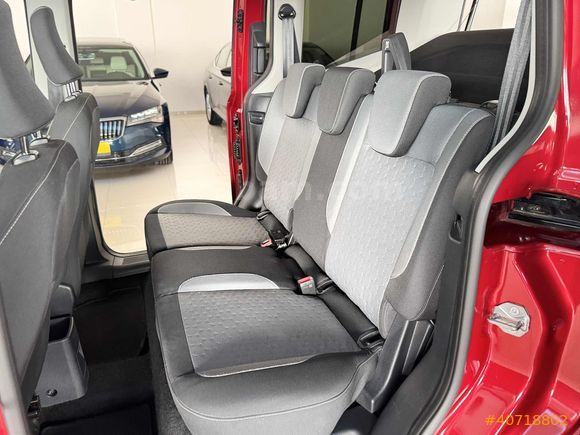 2024 FORD TOURNEO CORIER 1.5 ECOBLUE TİTANİUM
