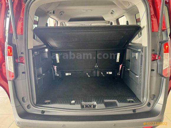 2024 FORD TOURNEO CORIER 1.5 ECOBLUE TİTANİUM