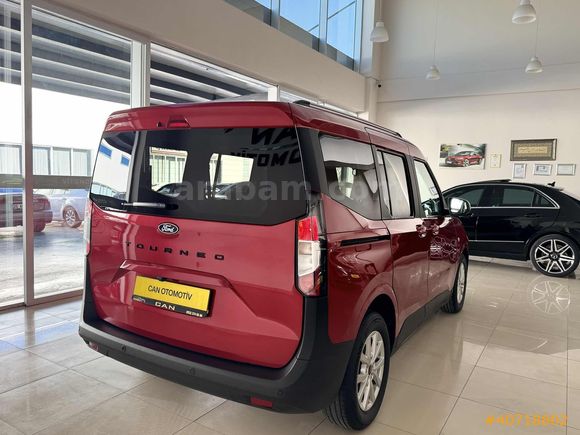2024 FORD TOURNEO CORIER 1.5 ECOBLUE TİTANİUM