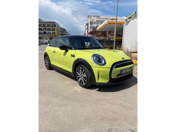 Galeriden Mini Cooper 1.5 Iconic 2023 Model Antalya