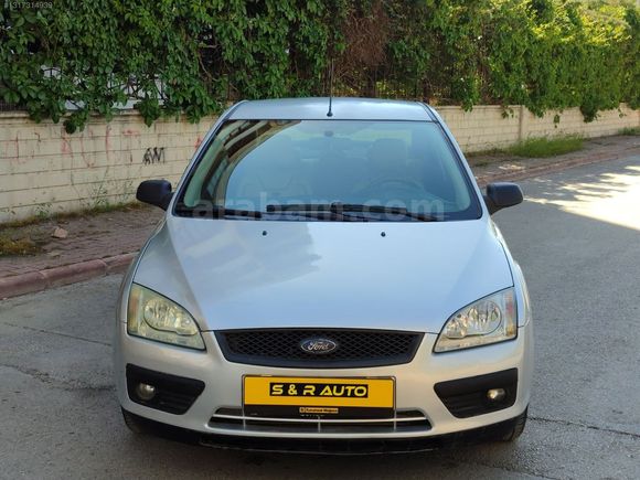 S&R AUTO DAN TEMİZ BAKIMLI FORT FOCUS