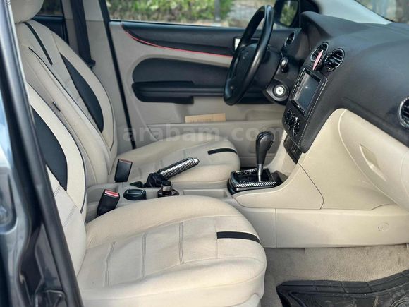FORD FOCUS DİZEL OTOMATİK