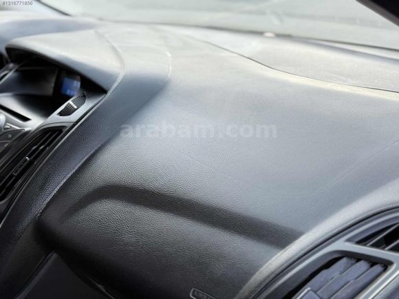 2012 FORD FOCUS 1.6TDCİ DEĞİŞENSİZ EMSALSİZ TEMİZLİKTE