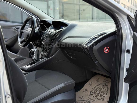 2012 FORD FOCUS 1.6TDCİ DEĞİŞENSİZ EMSALSİZ TEMİZLİKTE
