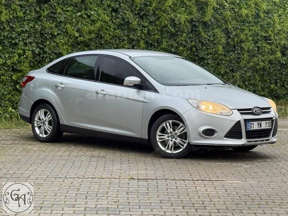 2013 MODEL HATASIZ BOYASIZ 1.6 TDCİ FORD FOCUS