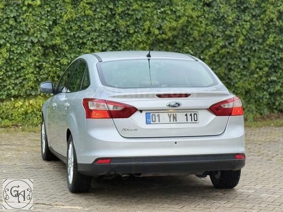 2013 MODEL HATASIZ BOYASIZ 1.6 TDCİ FORD FOCUS