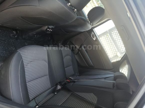 Sahibinden Kia Ceed 1.6 CRDi Cool 2022 Model